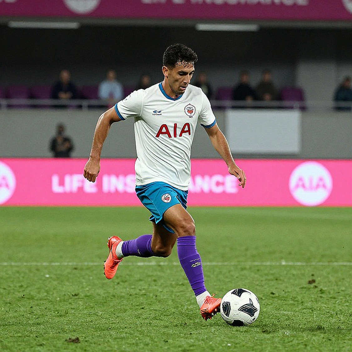 Adou Minh and Williams Minh Hoang: How Two Vietnamese-Diaspora Players Reinforce Kim Sang Sik's Back Three Adou Minh and Williams Minh Hoang: How Two Vietnamese-Diaspora Players Reinforce Kim Sang Sik's Back Three
