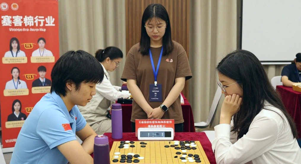 Ma thuật quân Mã: Nước 5.e5 và cạm bẫy của một khai cuộc không số liệu Ma thuật quân Mã: Nước 5.e5 và cạm bẫy của một khai cuộc không số liệu