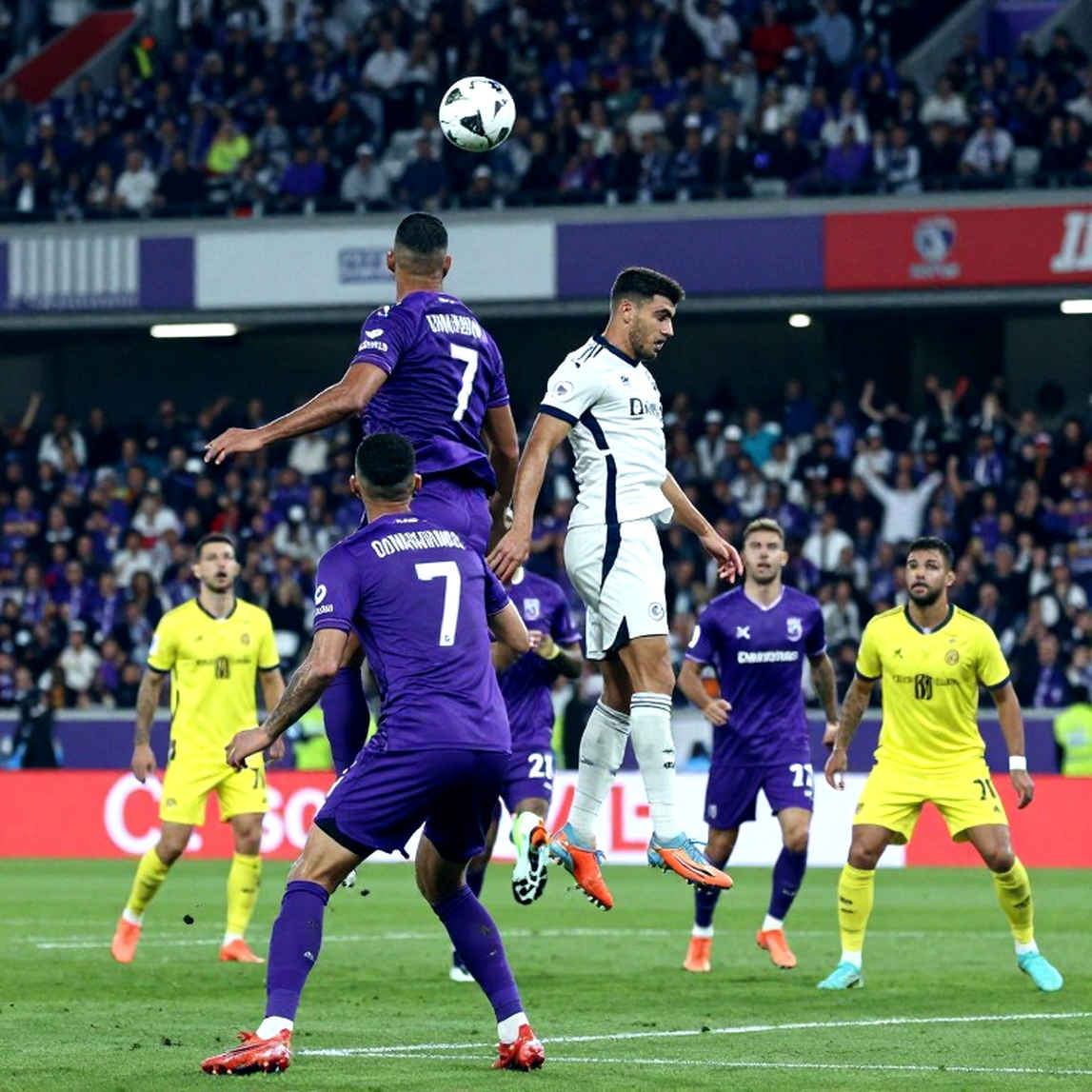 VCK Asian Cup 2027: Tương lai HLV Kim Sang-sik và VFF bước vào giai đoạn quyết định