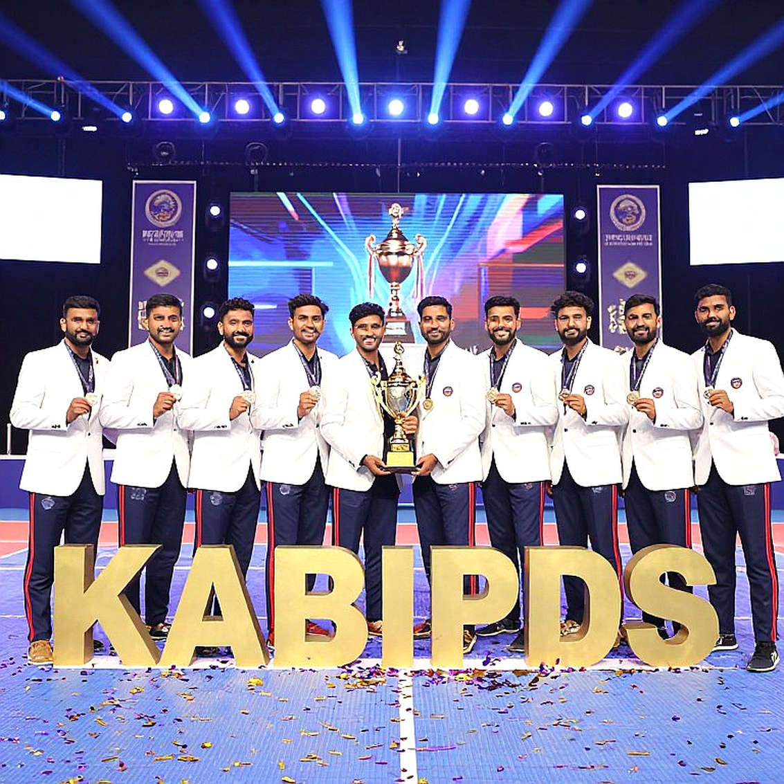 VALORANT Champions Shanghai: Americas Sweep the Openers — But a Wrist and Four Groups Are Telling a Different Story VALORANT Champions Shanghai: Americas Sweep the Openers — But a Wrist and Four Groups Are Telling a Different Story