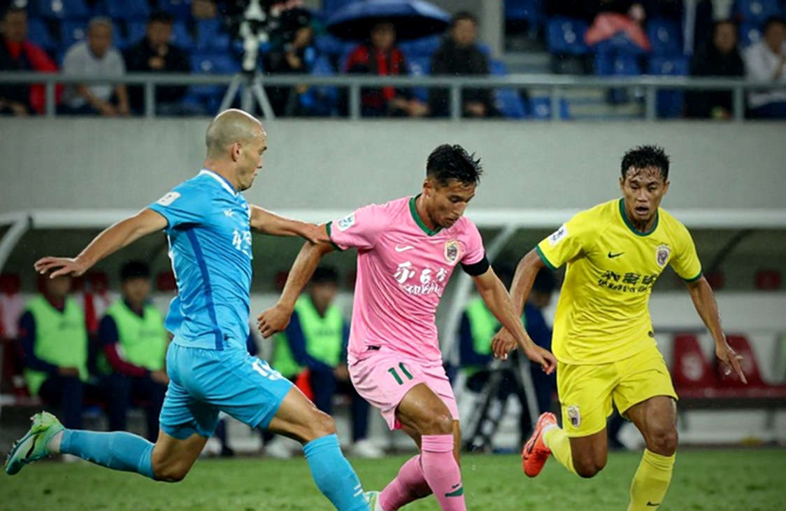 Bên trong khối 5-3-2 của Kim Sang Sik: Canh bạc chiến thuật trước Thái Lan và những tín hiệu từ La Commanderie