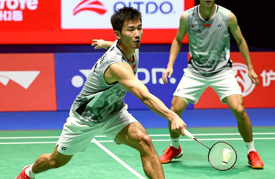 Chung kết đơn nam cầu lông: Loh Kean Yew, Kunlavut và bài toán ngược từ vị trí số 13 thế giới Chung kết đơn nam cầu lông: Loh Kean Yew, Kunlavut và bài toán ngược từ vị trí số 13 thế giới