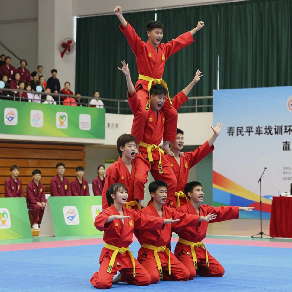 Hơn 55 Chiếc Đai, Không Một Nhà Vô Địch Thế Giới: Bản Đồ MMA Toàn Cầu Đang Nứt Ra