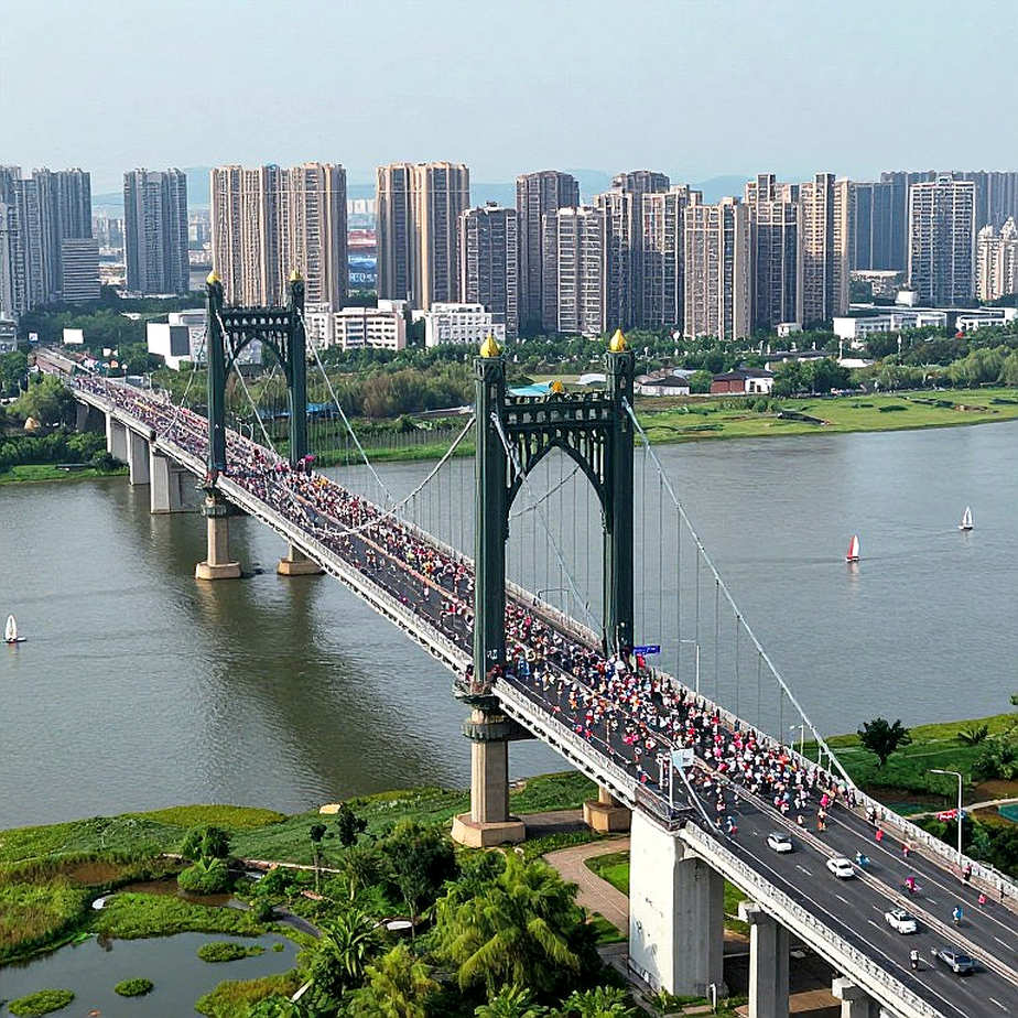 Puripol Boonson, 9,90 giây và khoảng cách còn lại tới huy chương vàng Olympic Puripol Boonson, 9,90 giây và khoảng cách còn lại tới huy chương vàng Olympic