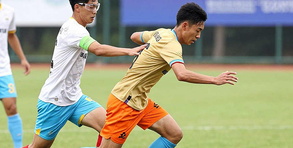 Bên trong kỳ chuyển nhượng V.League: Chiều sâu đội hình, hai mươi phút cuối và điều sân tập nói trước khi hợp đồng được ký